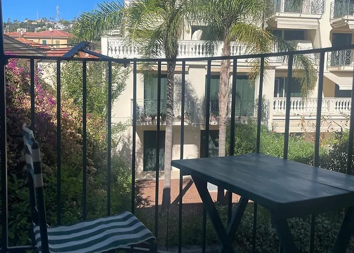 Casa Terrazzino - 50 M Dal Mare Bordighera